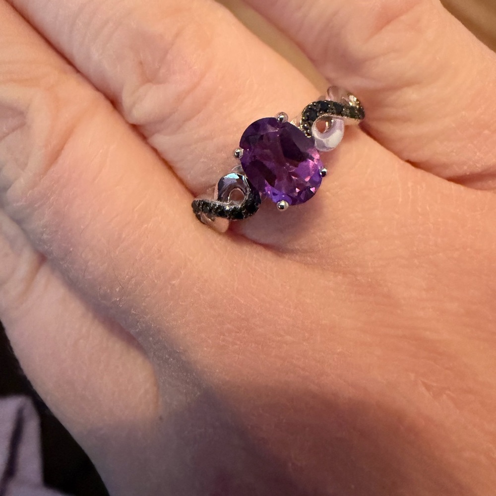 Elegant Purple Gemstone Ring